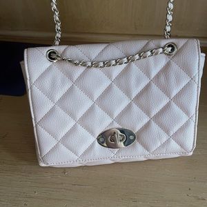 Soft pink Designer inspired shoulder bag. Very classy and versatile.